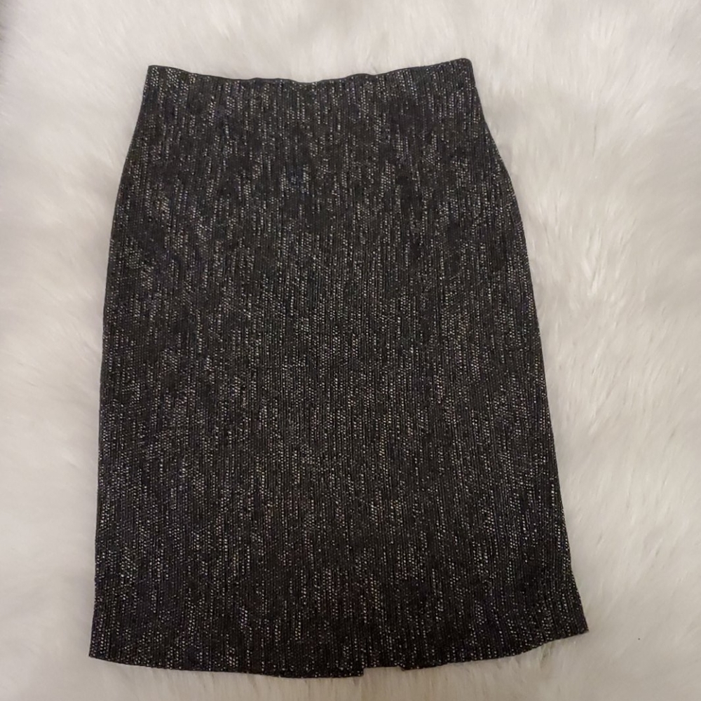 OFFERS OPEN! Women’s 4 petite Talbots Pencil Skirt black pencil skirt 4P skirt